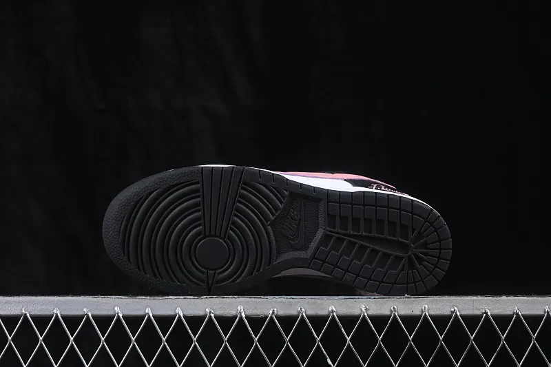 All categories Nk SB Dunk series Nk SB Dunk Low low-top sneakers Nike SB Dunk Low black pink low-top casual sneakers DD1391-100